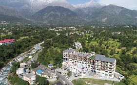 D'Polo Club & Spa Resort Dharamshala